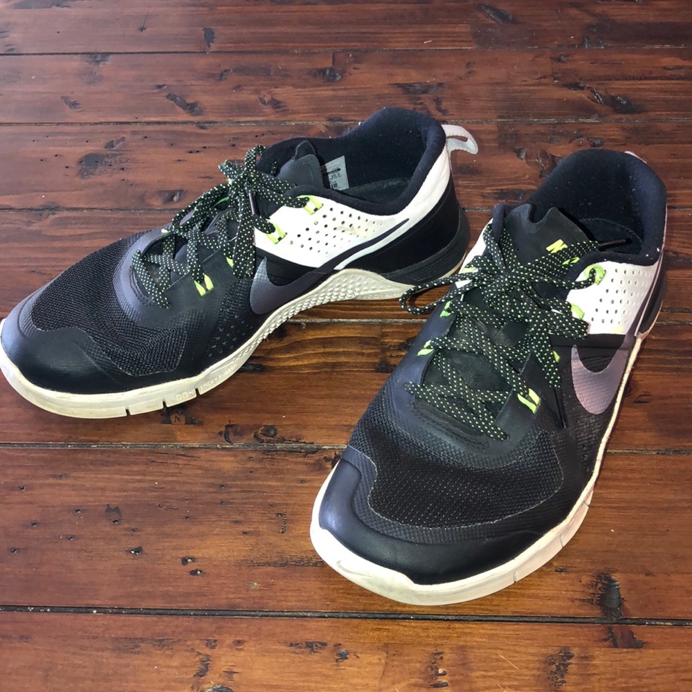 Nike Metcon 1’s